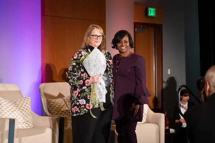 DeeAnne WITH Award with host